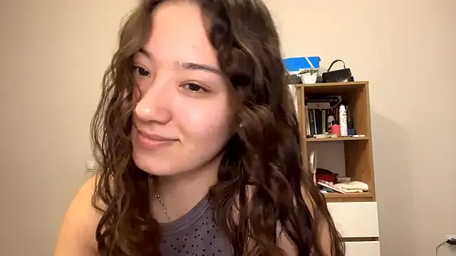 Sakuravice — topless + play niples 5min