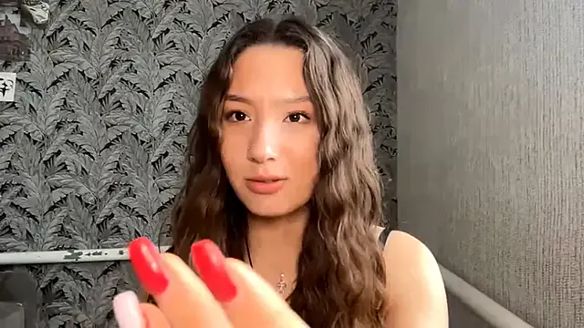 Sakuravice — Show my legs, caress them