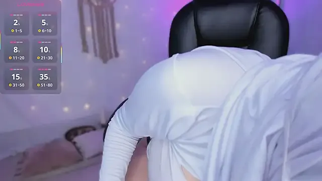 salma_isawwii — Wanna your dick between my boobs?