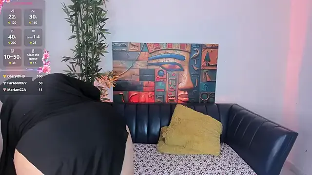 samanee_konn — show buttocks
