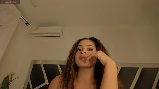 Samanntha_Rose — bounce large tits with oil 