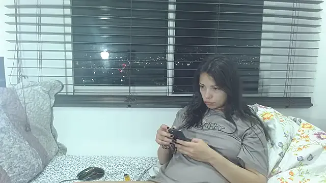 Samantha_Hank1 — Freechat on StripChat