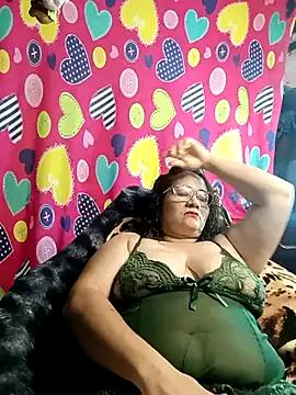 StripChat Samivega is Freechat Samivega — TITS CLAMPS