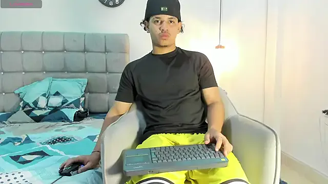 samxx_muscle — cum show