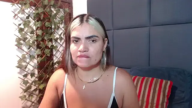 sandra_perez1 — remove clothes you choose