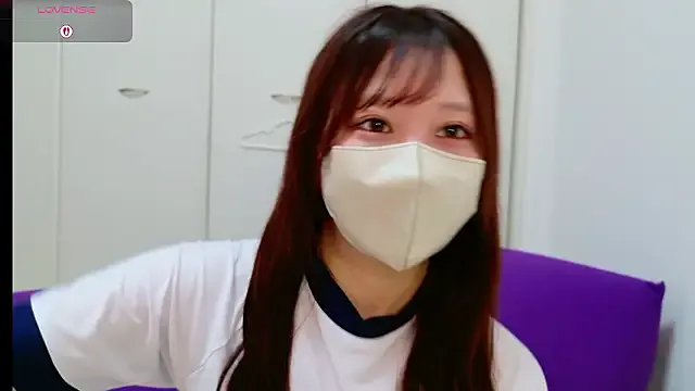 sara-a-jp — Taking off my shirt 