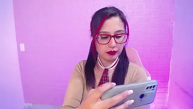Sara1126_ — Tease me with ur toy in them boobs
