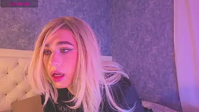 StripChat saraah_queen1 is Freechat saraah_queen1 — Freechat on StripChat