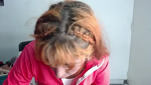 sarah_lovesu — get naked
