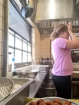 sarahkat86 — Cum