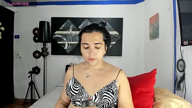 SARAMISHA — Let me be you girl and your hot lover