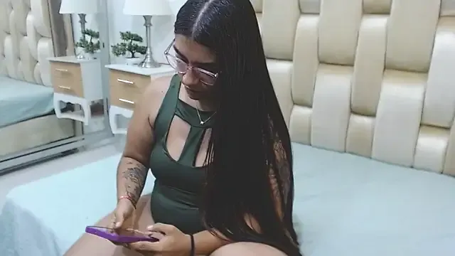 Saray_Sinn — show pussy