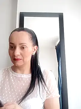 sarita_star — show of ass in oil
