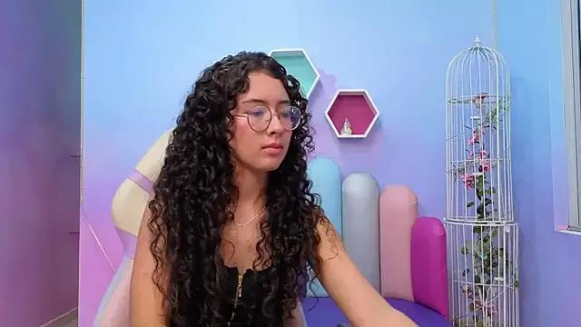 StripChat Sasha-Monroe is Freechat Sasha-Monroe — fingers on my pussy
