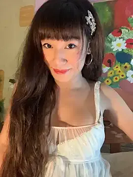 SassyLaurier — cumshow babe