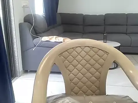 sassypooja — ass spank 5X