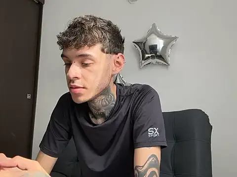 Saturno_v — cum show