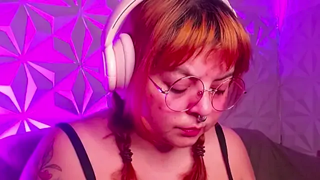 Satyn_doll — Topless