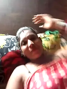 Savita992 — Freechat on StripChat