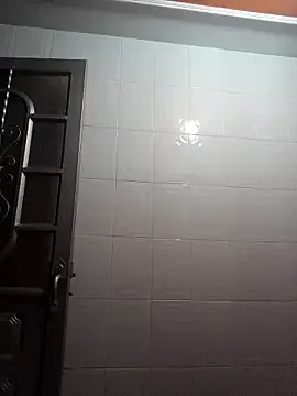SCARLET-20 — Total naked + bouncing tits