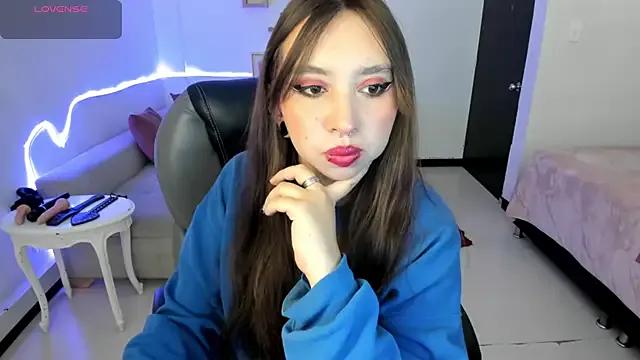 Scarlett__Cooper__ — blowjob with a lot of saliva