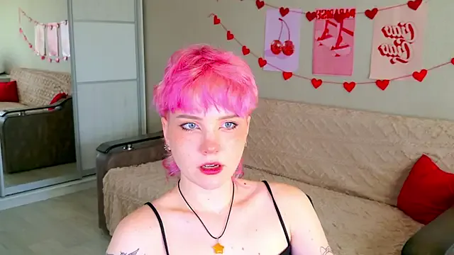 School_Love — Freechat on StripChat