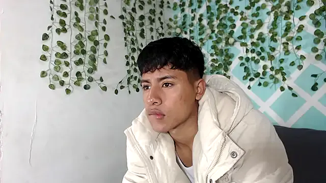 sebas_boys577 — show ass