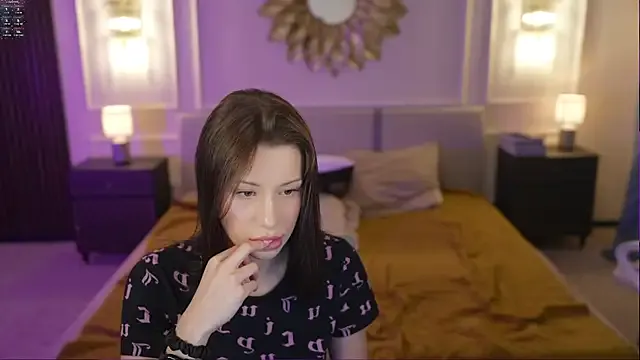 Selena_Glow — naked doggy