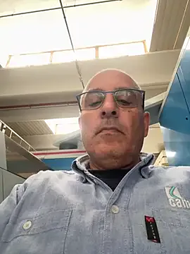 sempreilmio2 — Dai fammi sborrare!!