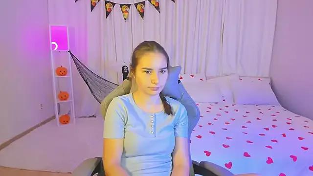 StripChat SeraphineClark is Freechat SeraphineClark — If you like me   tip me