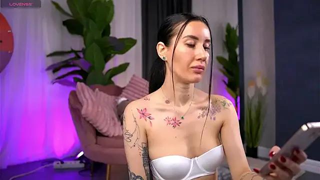 SerenaVelour — dildo pussy play+3mins ctl 