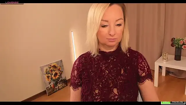 sexmom8 — Freechat on StripChat