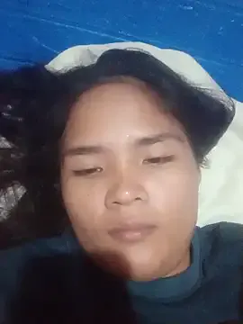 Sexy-Mama25 — Naked with shake but
