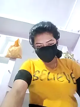 Sexy-Suhani_742 — Full nude in public