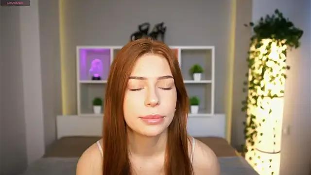 StripChat SexyEsma is Freechat SexyEsma — lick sweet lips