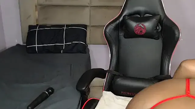 Sexynipple_doll23 — Makingg u cum its my fav thing