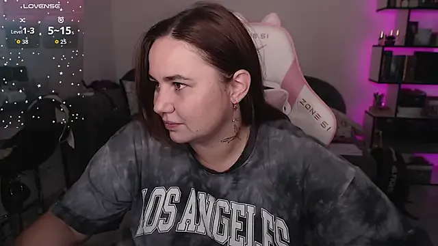 SexyWitch_666 — Freechat on StripChat