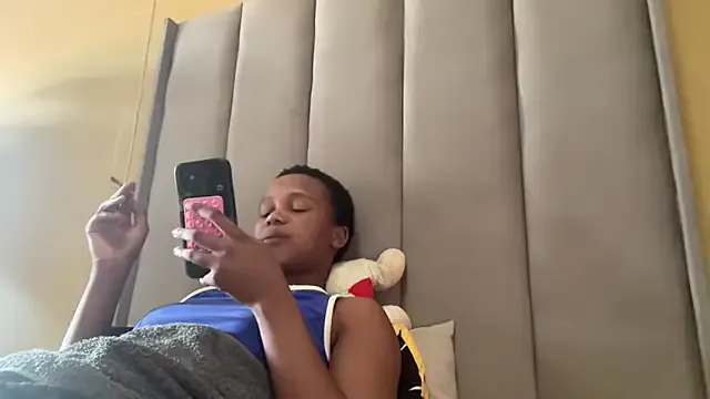 SexyZeeee — ASS TO THE MOUTH