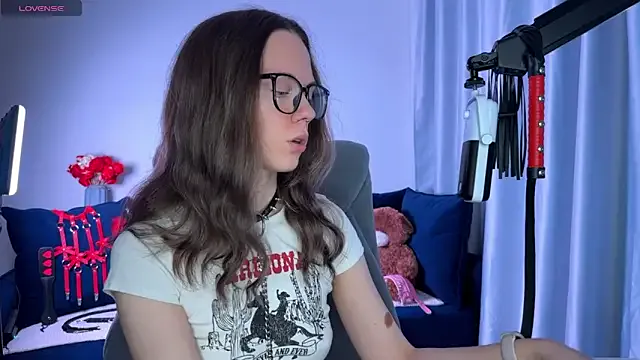 SharkyBaby — Goal:teasing with soft+hard nipples