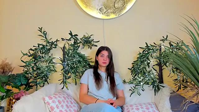 ShereeDahlke — play with hair on camera