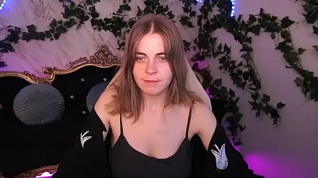 ShinyfromUa — Freechat on StripChat