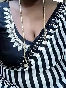 shobini — Freechat on StripChat