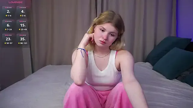ShontaWasilko — Flash my panties color