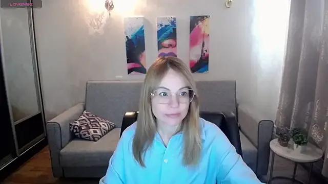 shy_hot_cat — Freechat on StripChat