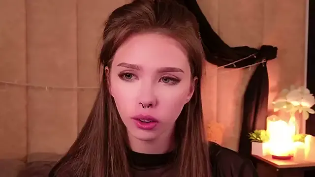 Sierra_Fane — hand bra