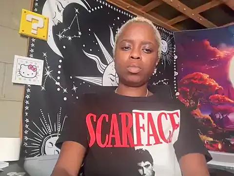 SimoneSavage — oil big booty twerk show