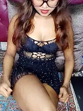 StripChat Smayra_model21 is Freechat Smayra_model21 — Pussy lips