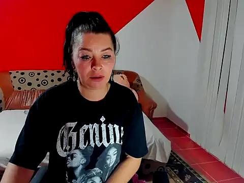 Soffy_Skye — make me crazy