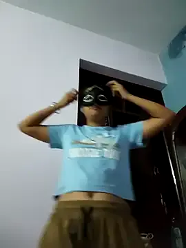 sofia-178 — make my 1st night