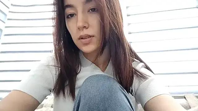 Sofiagreetings — Air kiss for u